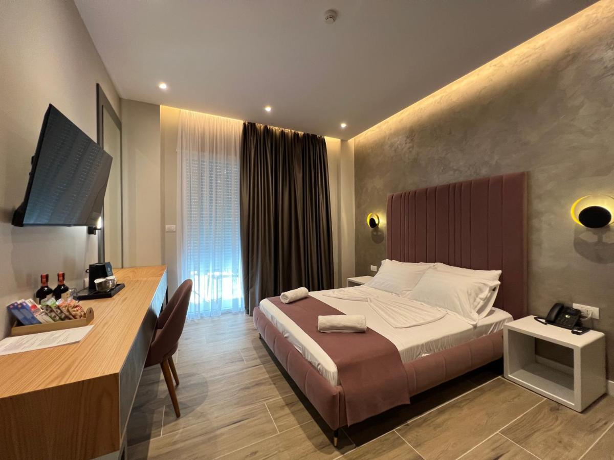 Domus Hotel & Apartments Shëngjin Exterior foto